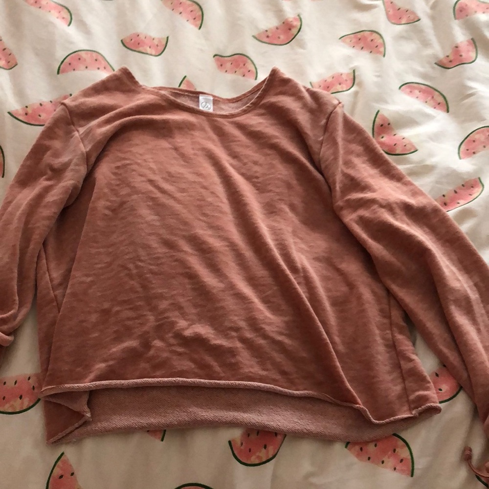 Alternative cropped top